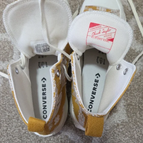 Converse Run Hike Platform Tonal Embroidery Sneakers - Size 10 (Womens) - Picture 12 of 12